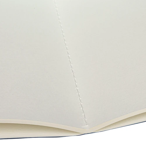 Скетчбук для акварели BRAUBERG "ART PREMIERE" на резинке, 195*195 мм, синий, 20 листов